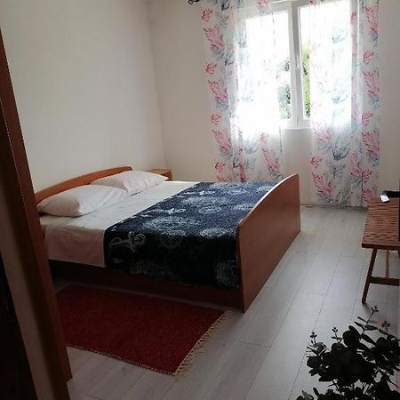 App For 2 Apartment Bibinje Exterior photo